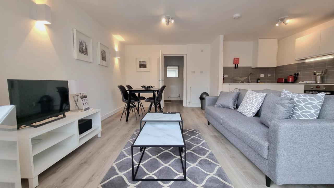 Roomspace Serviced Apartments - Kew Bridge Court 伦敦 外观 照片